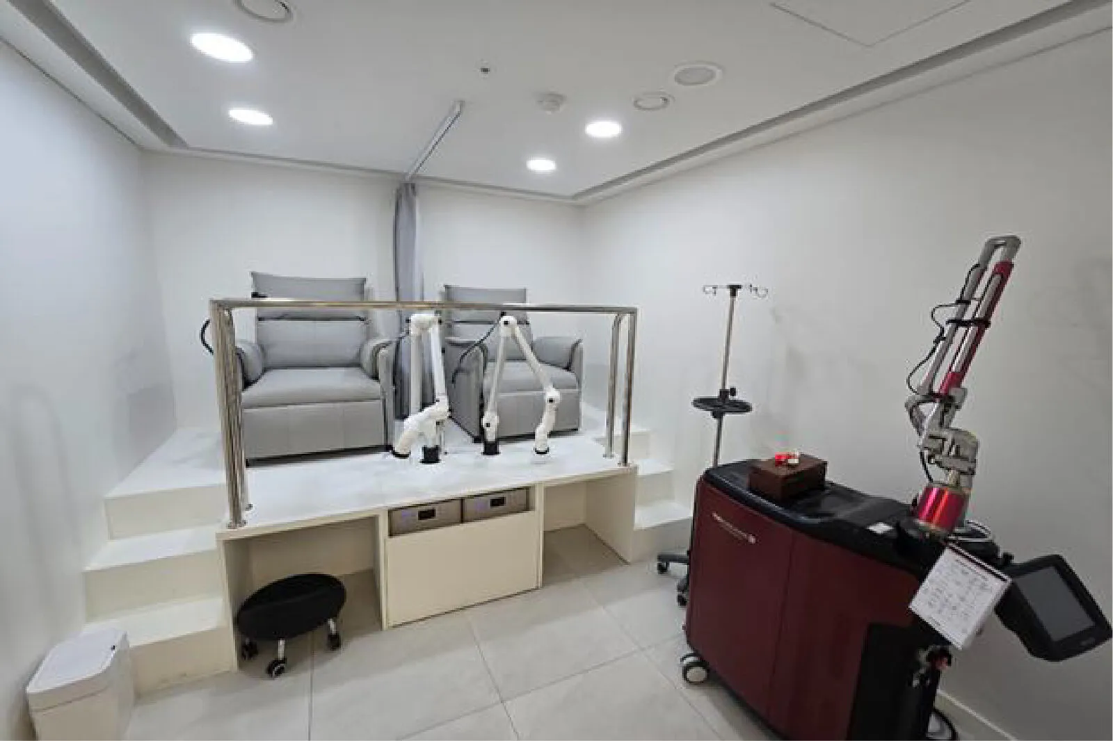 Shoulder filler Korea: how many days before you fly | Pascal